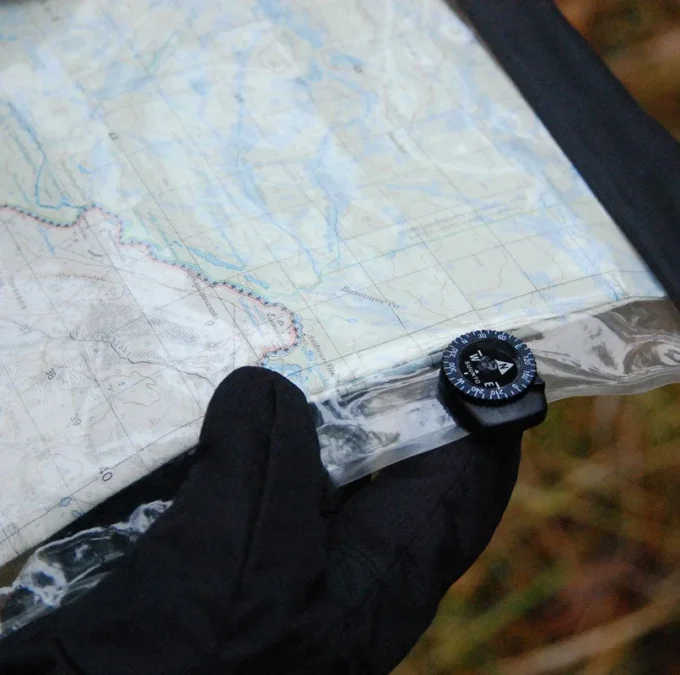 Boussole Suunto Clipper L/B NH – à fixer sur votre équipement de plein air