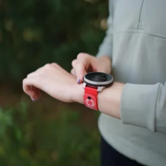 Bracelet en silicone Suunto 22 mm Athletic 5 rouge lave S+M