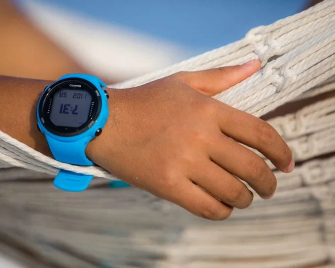 Ordinateur de plongée Suunto D4i novo blue, de la taille d&rsquo;une montre