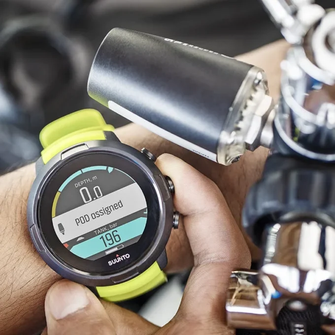 Ordinateur de plongée Suunto D5 Black Lime pour débutants