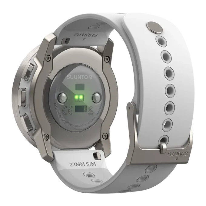 Suunto 9 Peak Birch White Titanium – montre de sport GPS ultra-fine, compacte et robuste