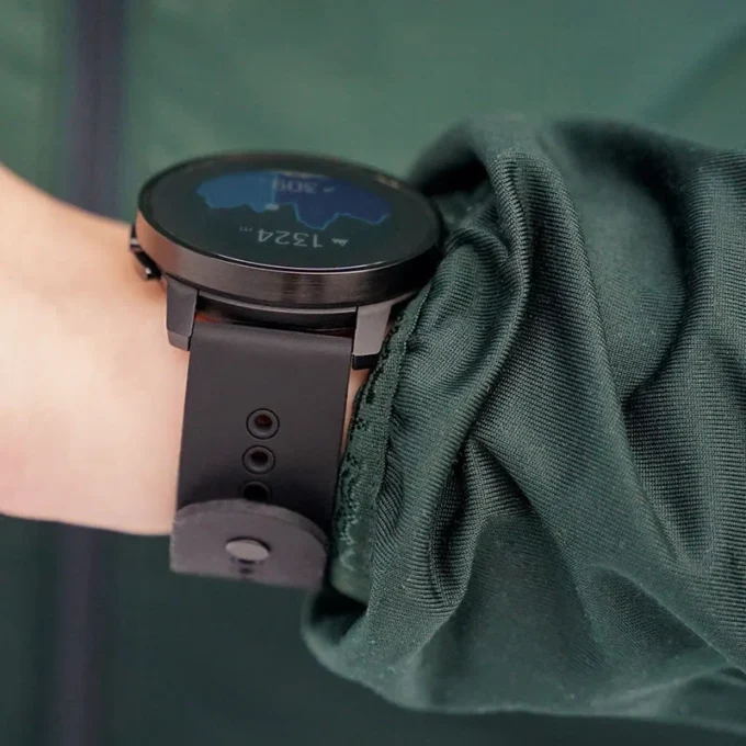 Suunto 9 Peak tout en titane All Black – montre de sport GPS ultra-fine, compacte et robuste Suunto 9 Peak tout en titane All Black – montre de sport GPS ultra-fine, compacte et robuste