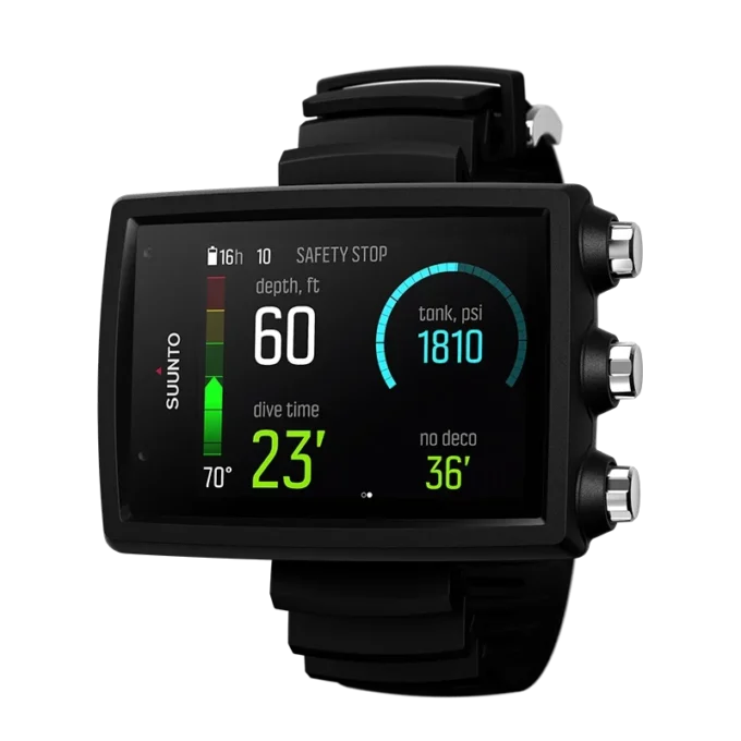 Suunto EON Core Black et Suunto Tank POD avec étui rigide Suunto EON Core Black et Suunto Tank POD avec étui rigide