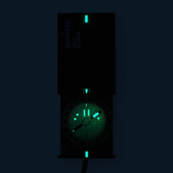 Suunto mb-6 global – boussole riche en fonctionnalités dans un boîtier pratique Suunto mb-6 global – boussole riche en fonctionnalités dans un boîtier pratique