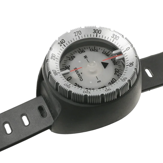 Suunto SK-8 avec fixation pour bracelet SH